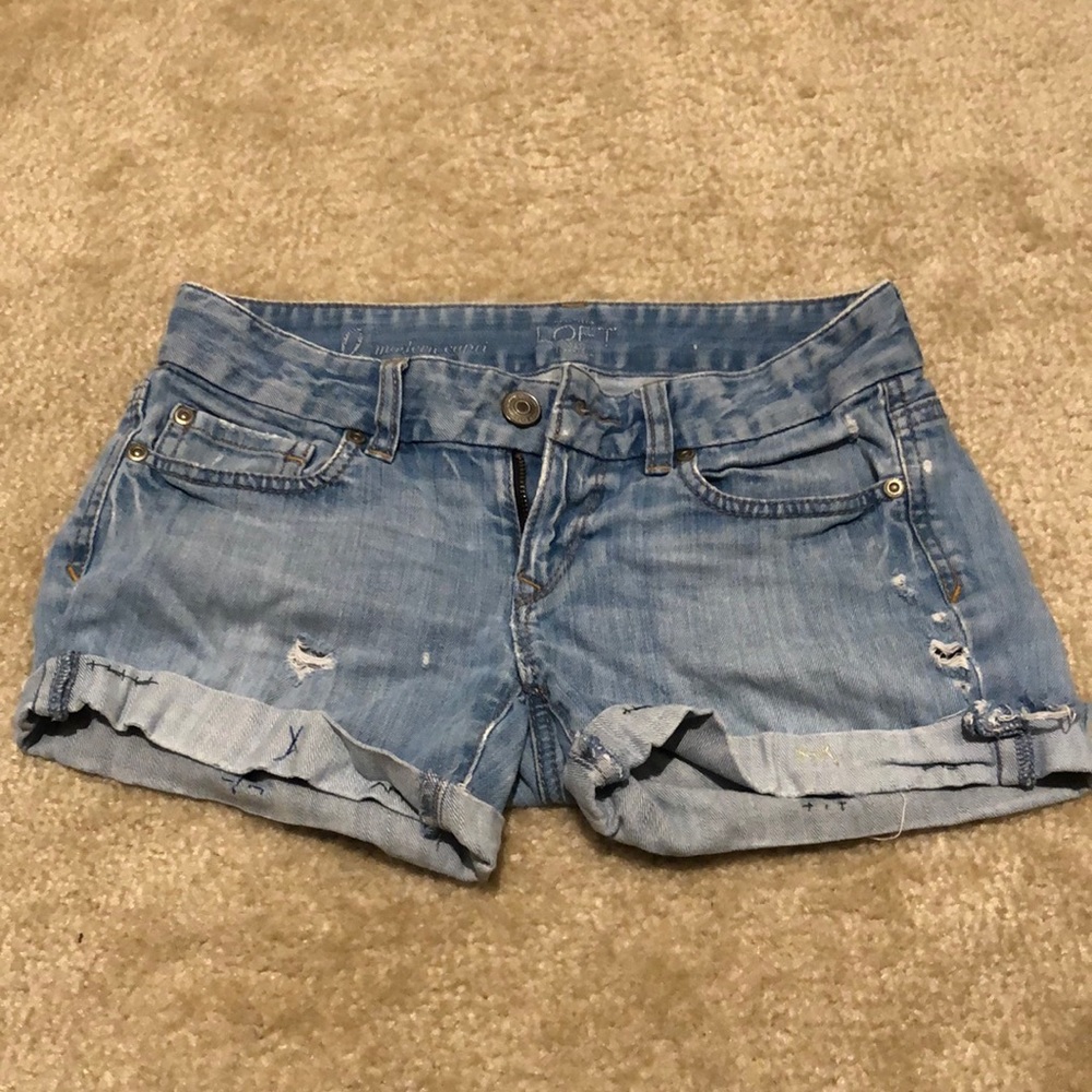 SIZE 0 Loft Shorts with Alterations on Bottom